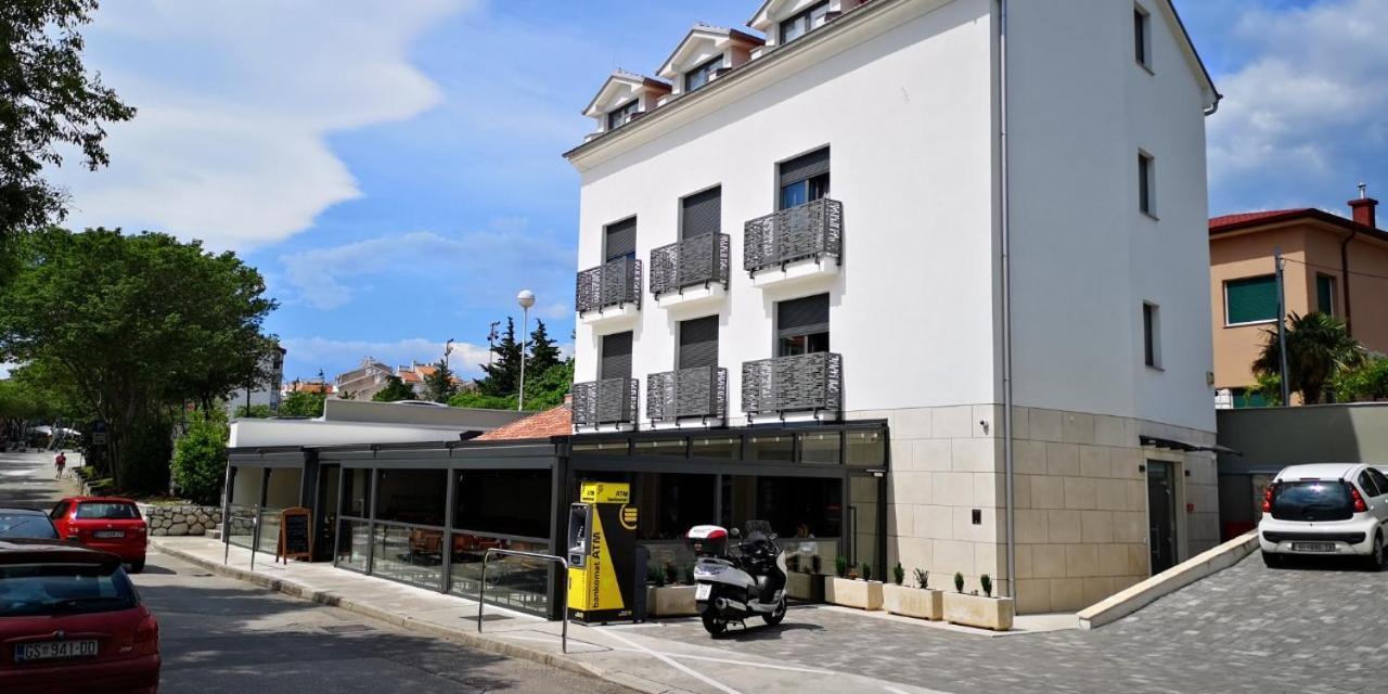 Bed and Breakfast Azur Новий Винодольський Екстер'єр фото