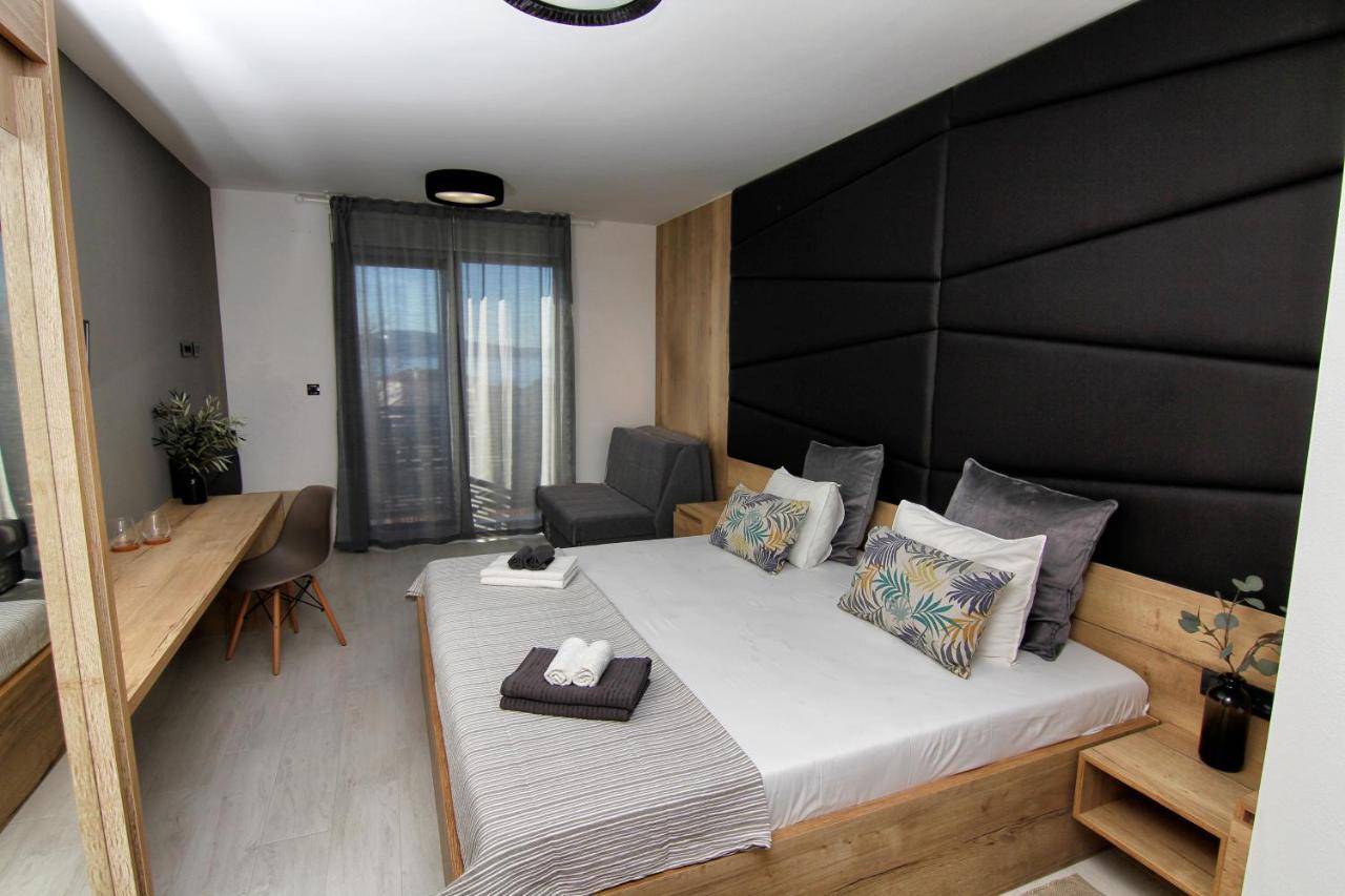 Bed and Breakfast Azur Новий Винодольський Екстер'єр фото