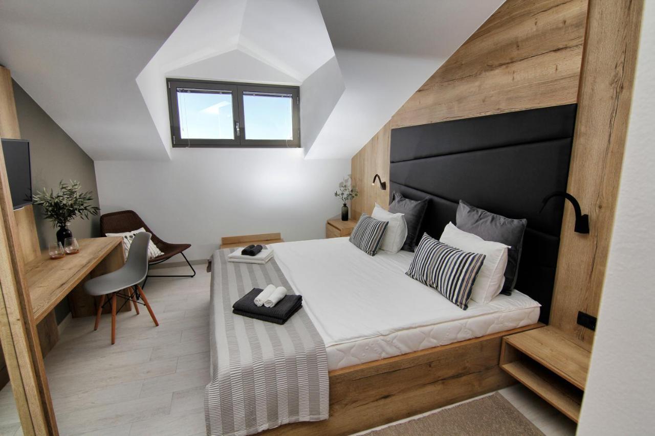 Bed and Breakfast Azur Новий Винодольський Екстер'єр фото