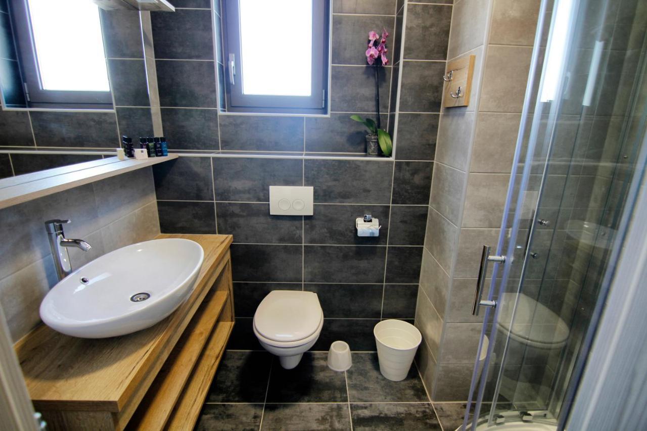 Bed and Breakfast Azur Новий Винодольський Екстер'єр фото