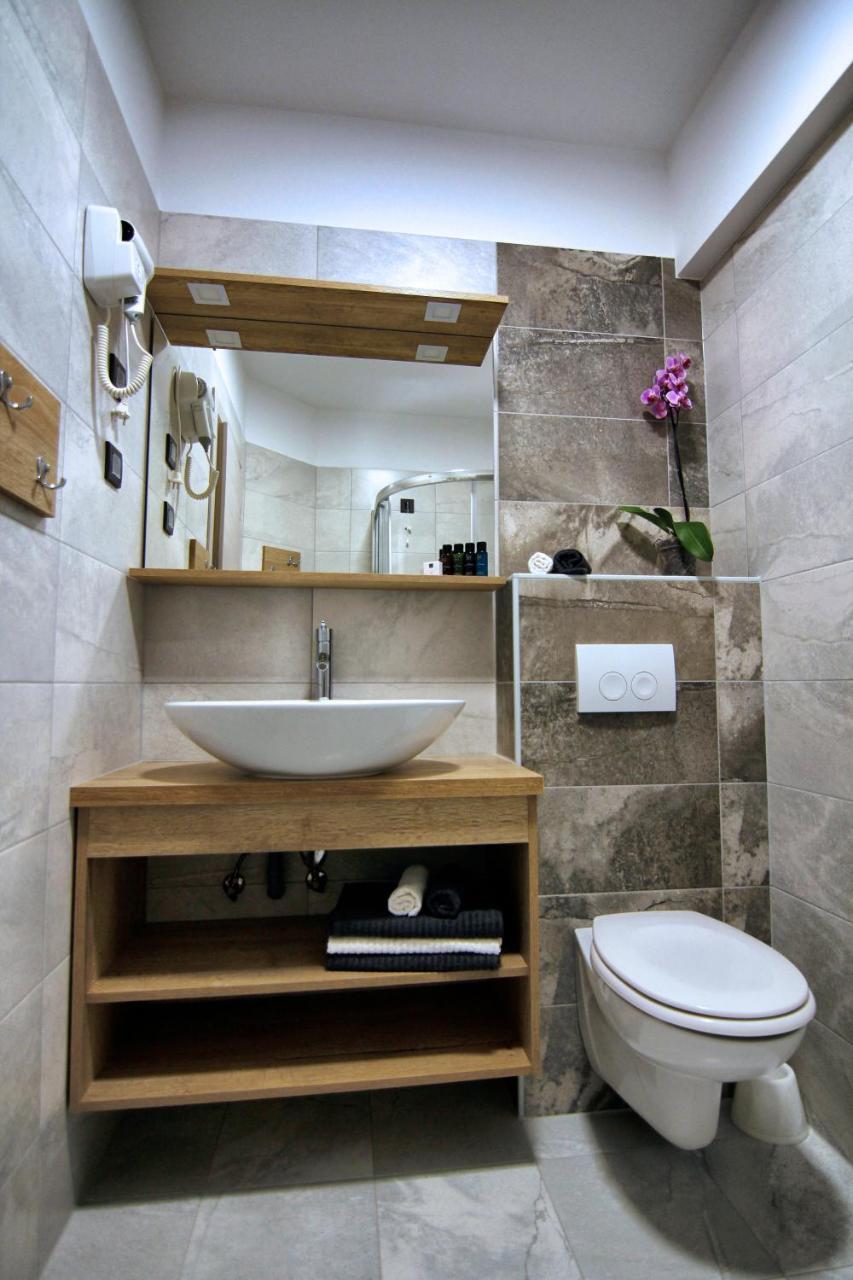 Bed and Breakfast Azur Новий Винодольський Екстер'єр фото